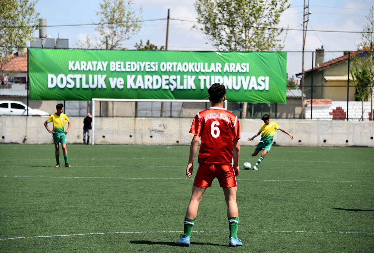 Turnuvalar İle Sporu Tabana Yayıyoruz