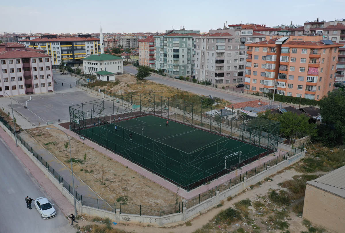 30 Yeni Halı Saha