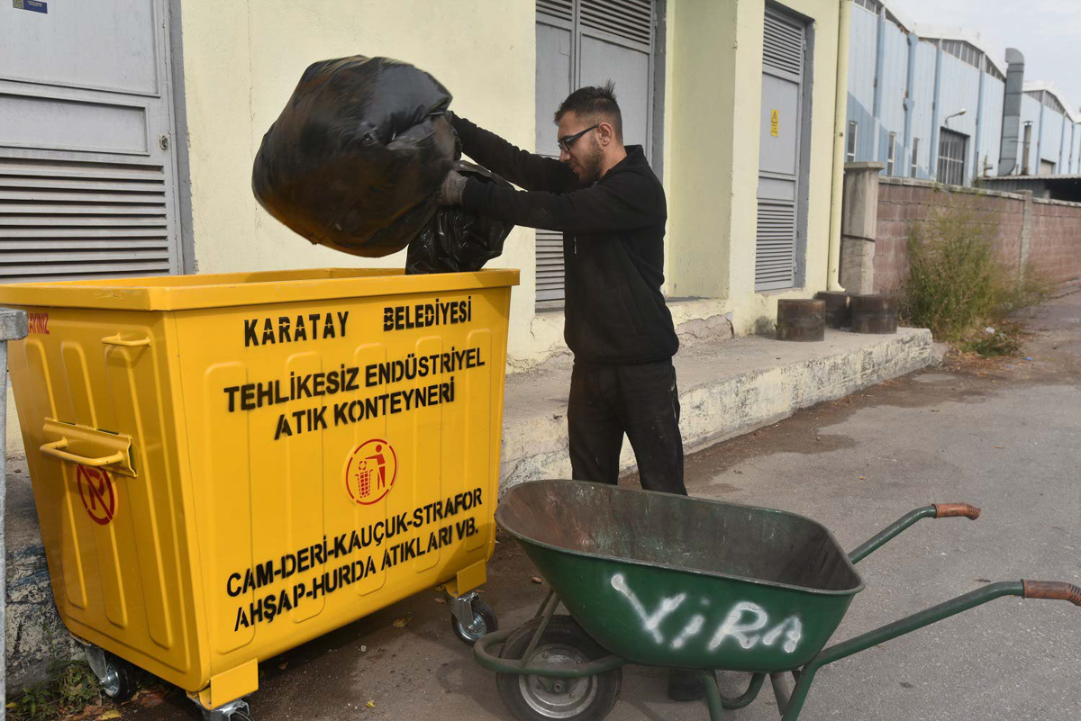 Geri Dönüşüm ve Sıfır Atık Kumbaraları