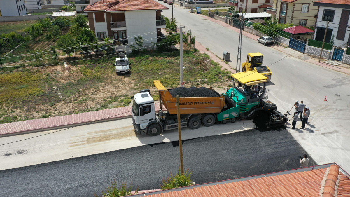 1008 Noktada Sıcak Asfalt Serimi