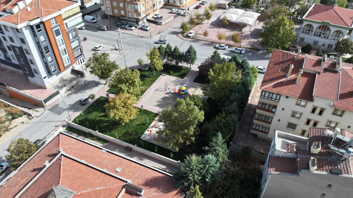 Gültekin Sokak Park